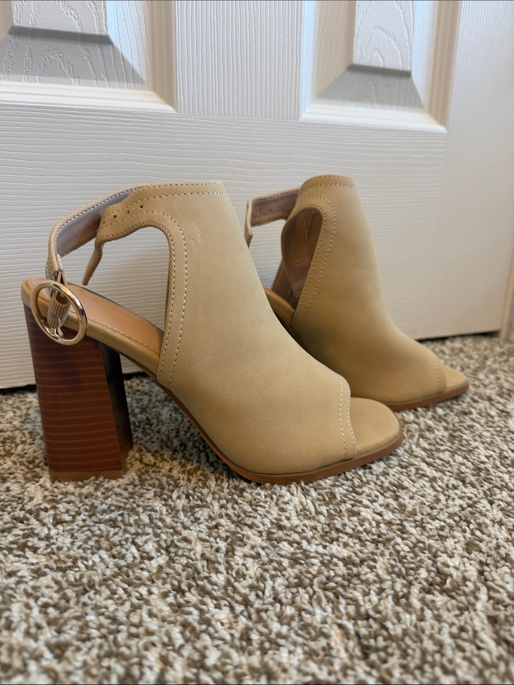 Seychelles Tan Open-Toe Block Heel Slingback